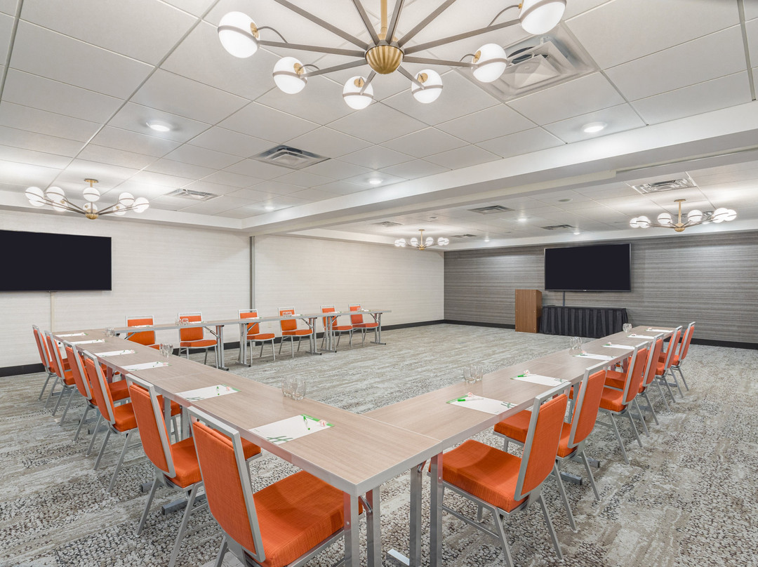 Holiday Inn Columbus By IHG主图