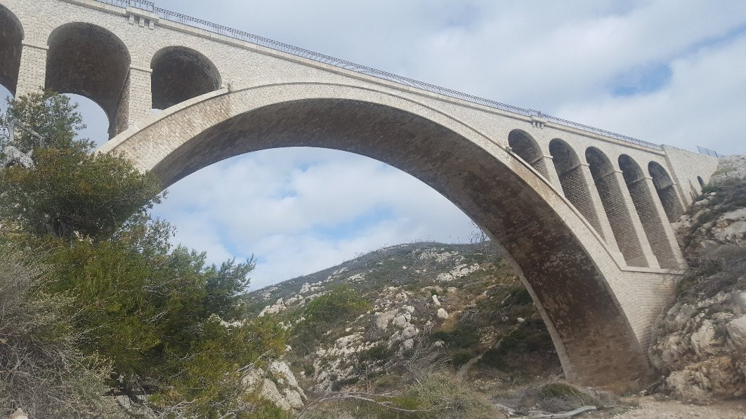 Calanques d'Ensues la Redonne-Ensues-la-Redonne必去景点