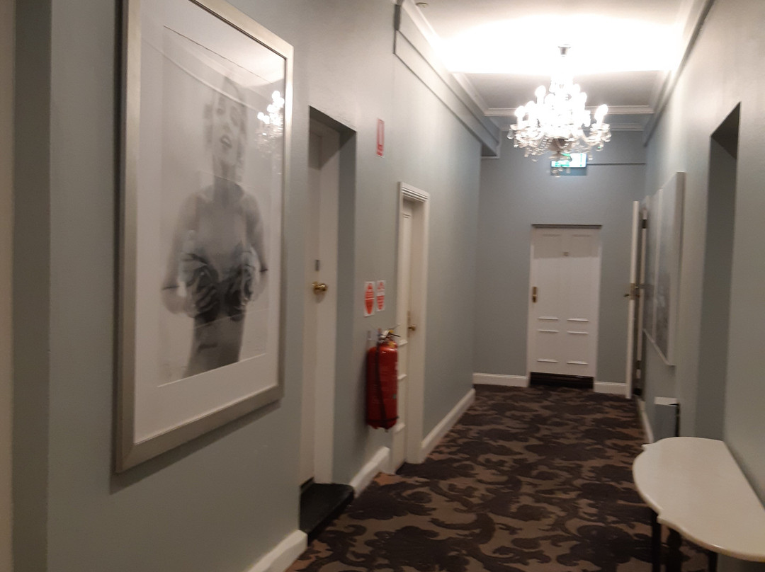 休伊登精品酒店主图