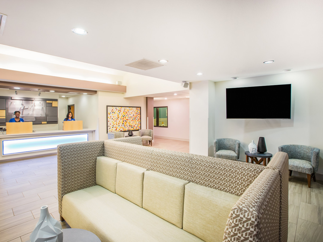 Holiday Inn Express & Suites Bellevue (Omaha Area) by IHG主图