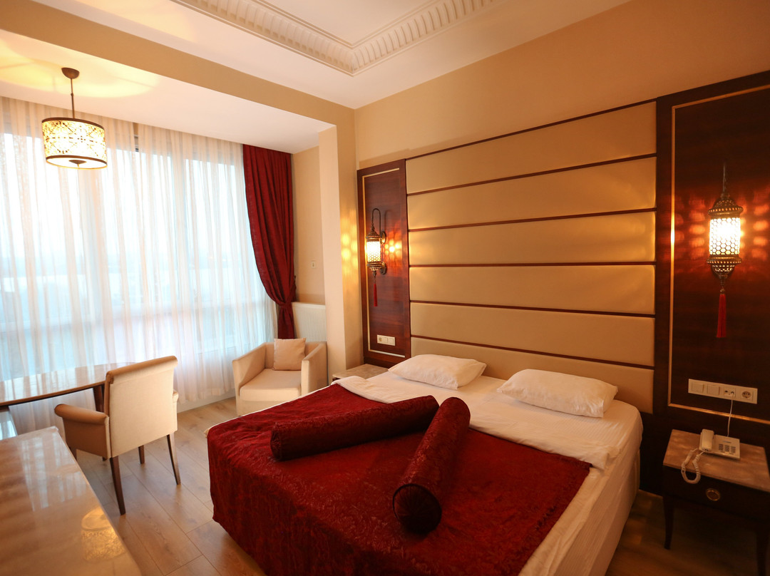 Kronos Hotel主图