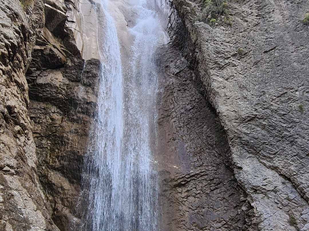 Cascade de l'Arpenaz-萨朗什必去景点