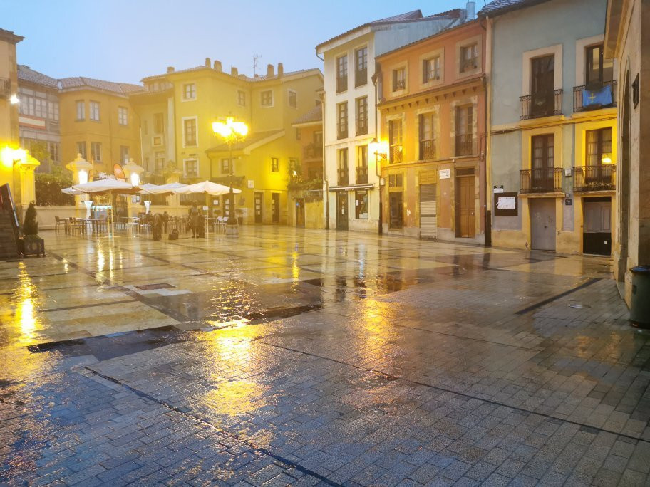 Plaza Trascorrales-奥维耶多必去景点