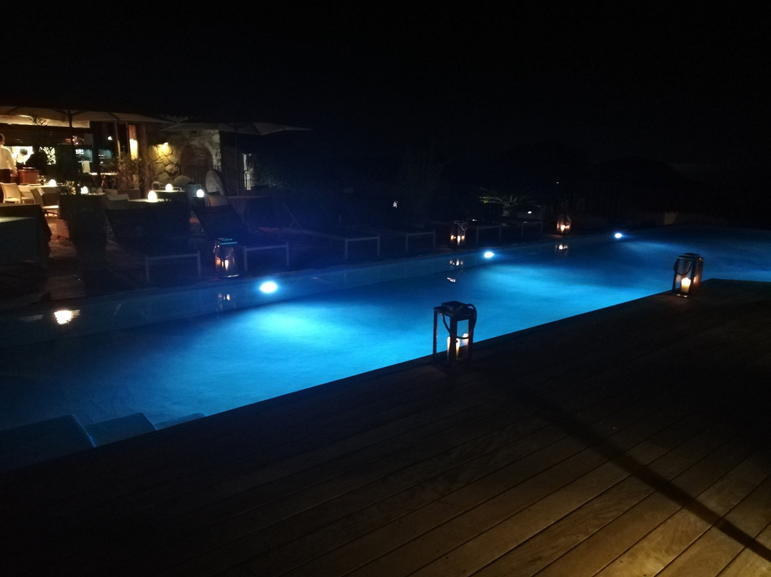 贝尔舍伊巴隆巴热亚酒店主图