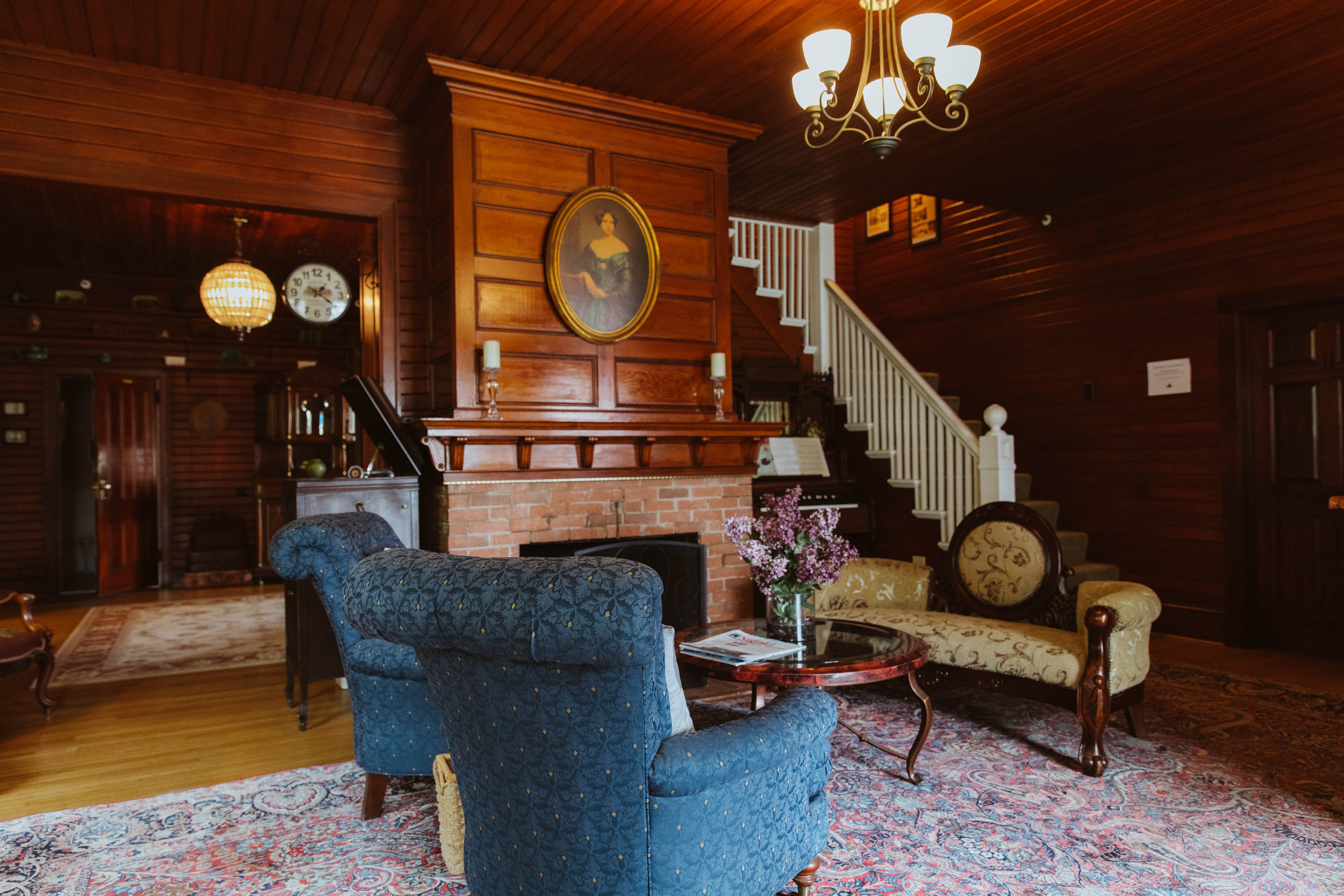 The Gilbert Inn-官方