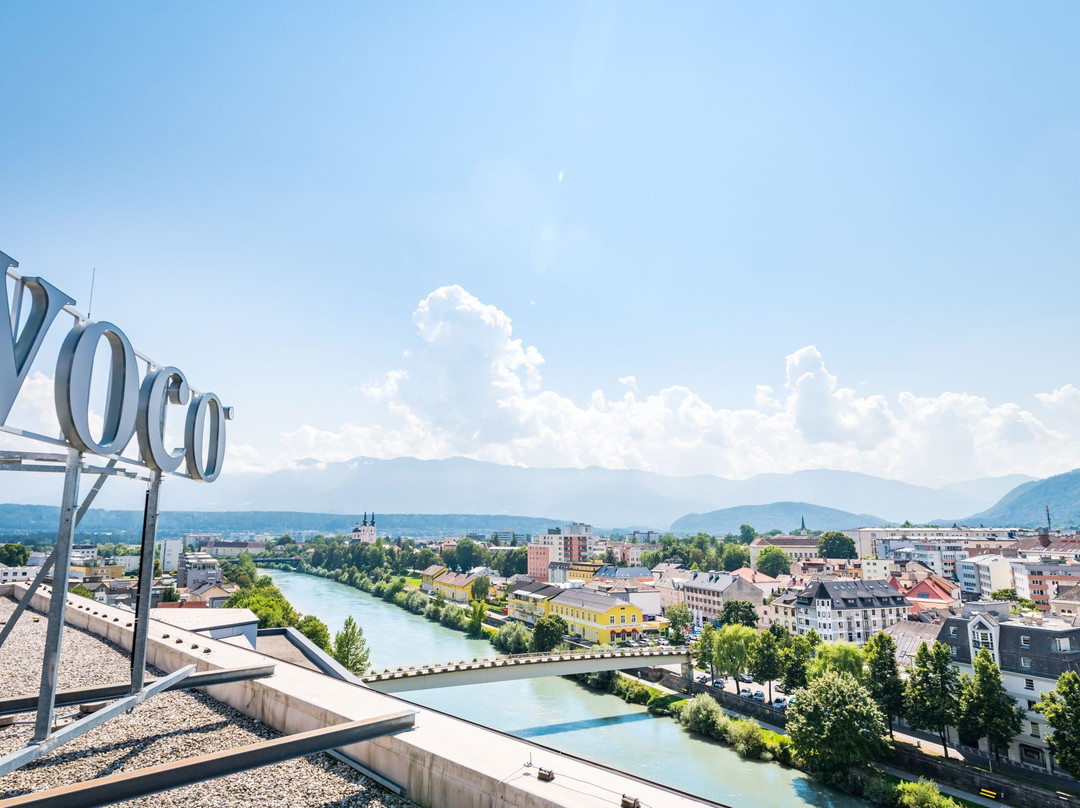 菲拉赫假日酒店主图