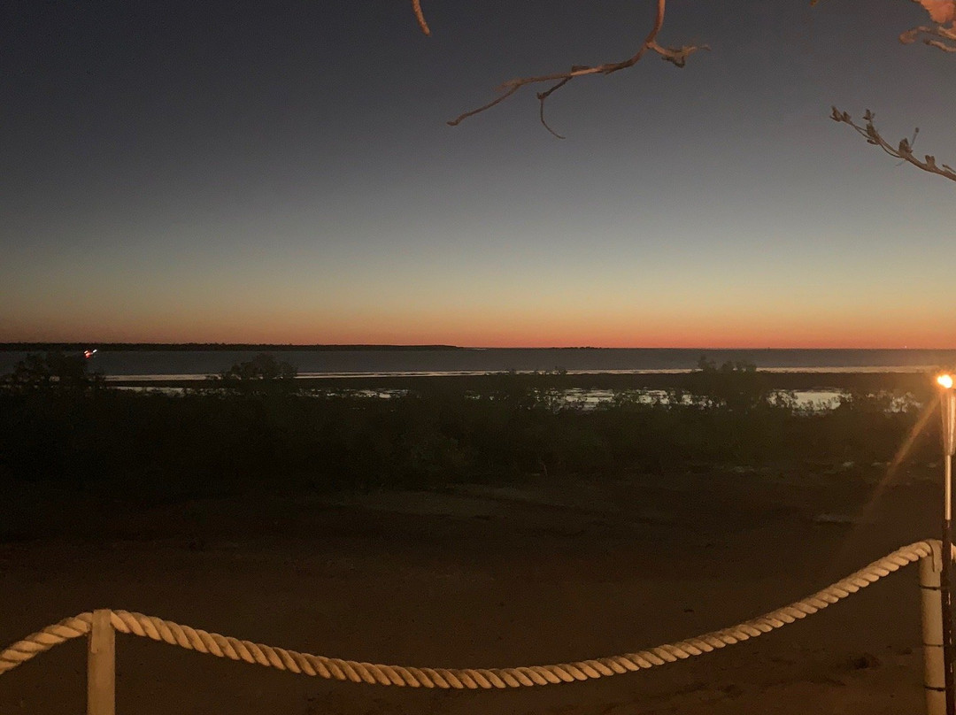 End of the Road Motel主图