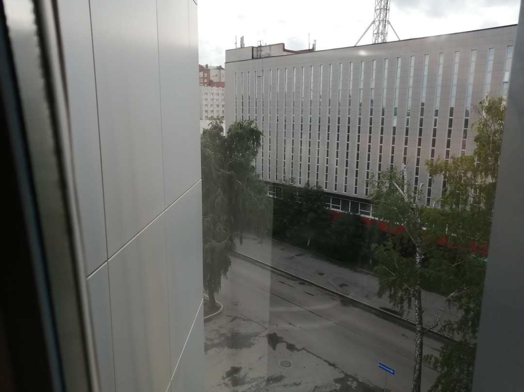 Otel' Ural Tau主图
