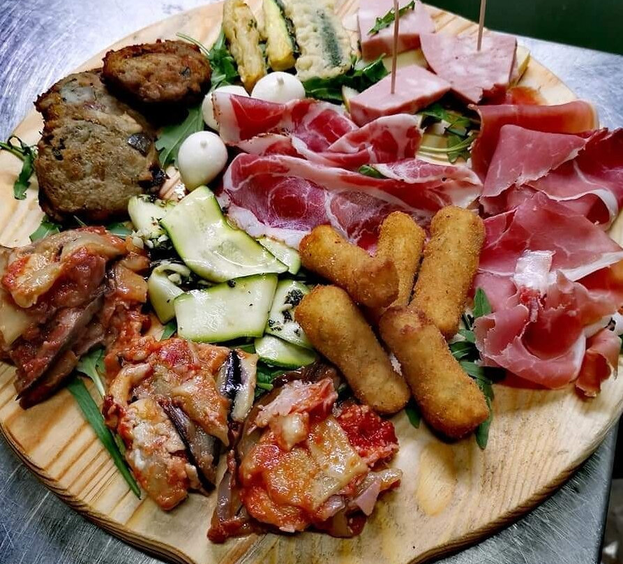 Piazza I Maggio-Palmi必去景点