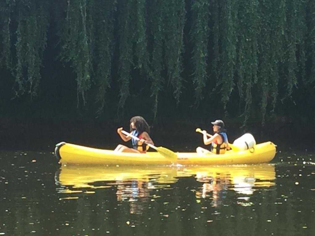 Canoë Family景点图片
