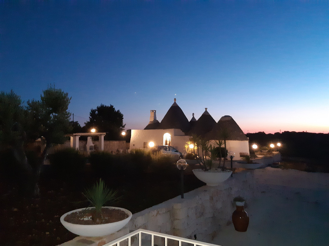 Raices del Sud-Cisternino必去景点