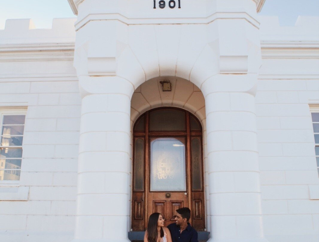 Toast the Sun-拜伦湾必去景点