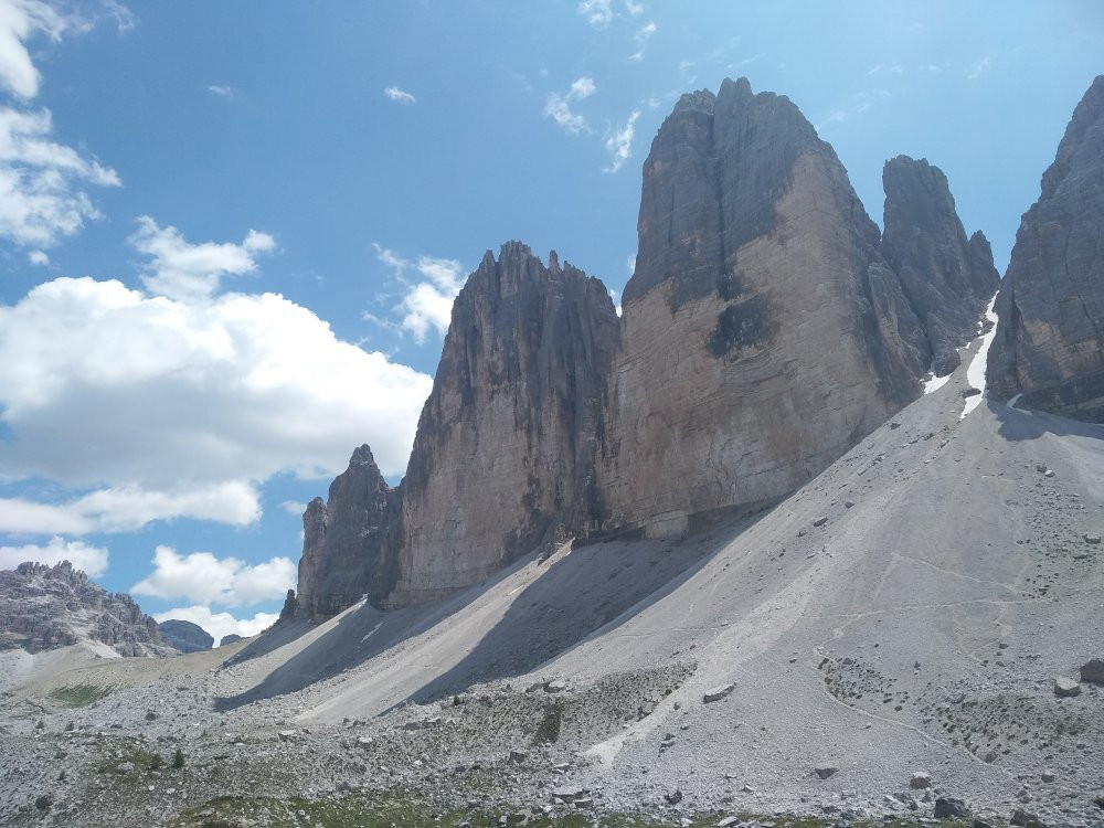 Escursione Estiva: Vista Tre Cime - Rifugio Locatelli景点图片