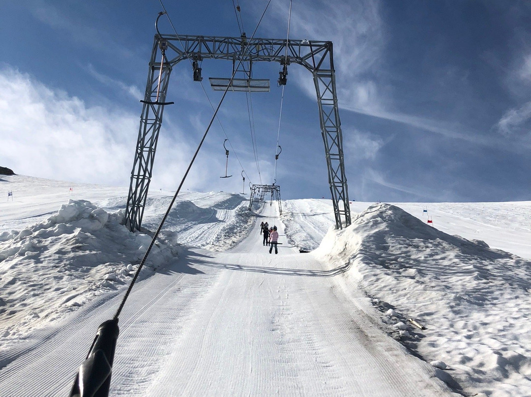 FONNA Glacier Ski Resort景点图片