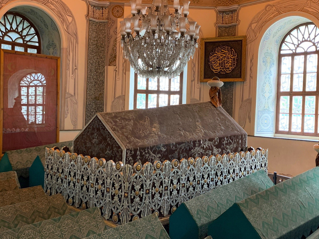 Orhan Gazi Mosque (Orhan Camii)-布尔萨必去景点