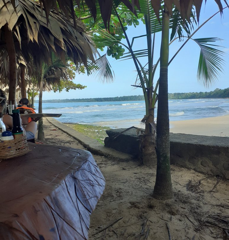 Hotel y Restaurant National Park Cahuita主图