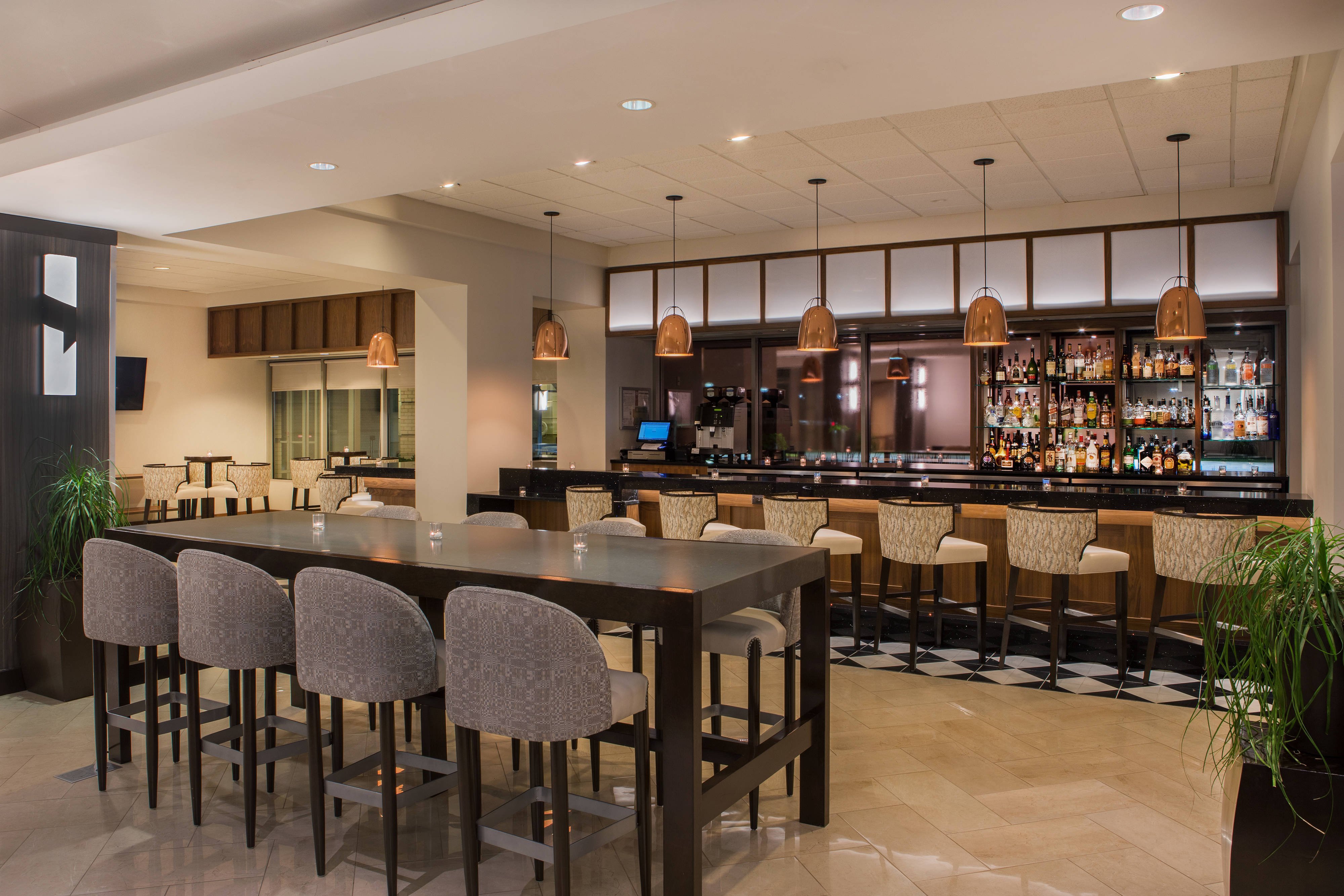 Sheraton Suites Chicago Elk Grove-官方