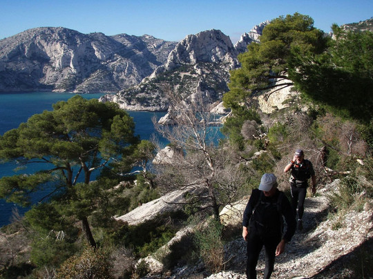 Explore-Share-卡西斯必去景点