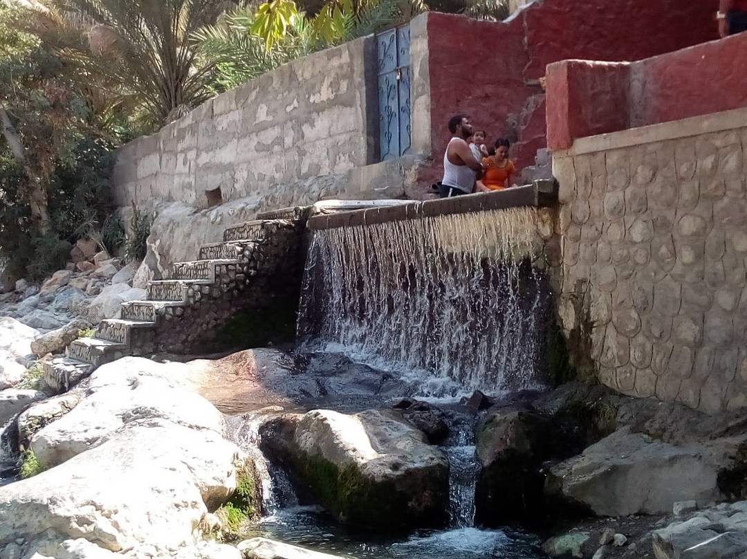 Al Thowarah Hot Springs景点图片