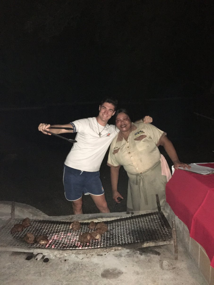 皇家克鲁格旅舍-餐饮