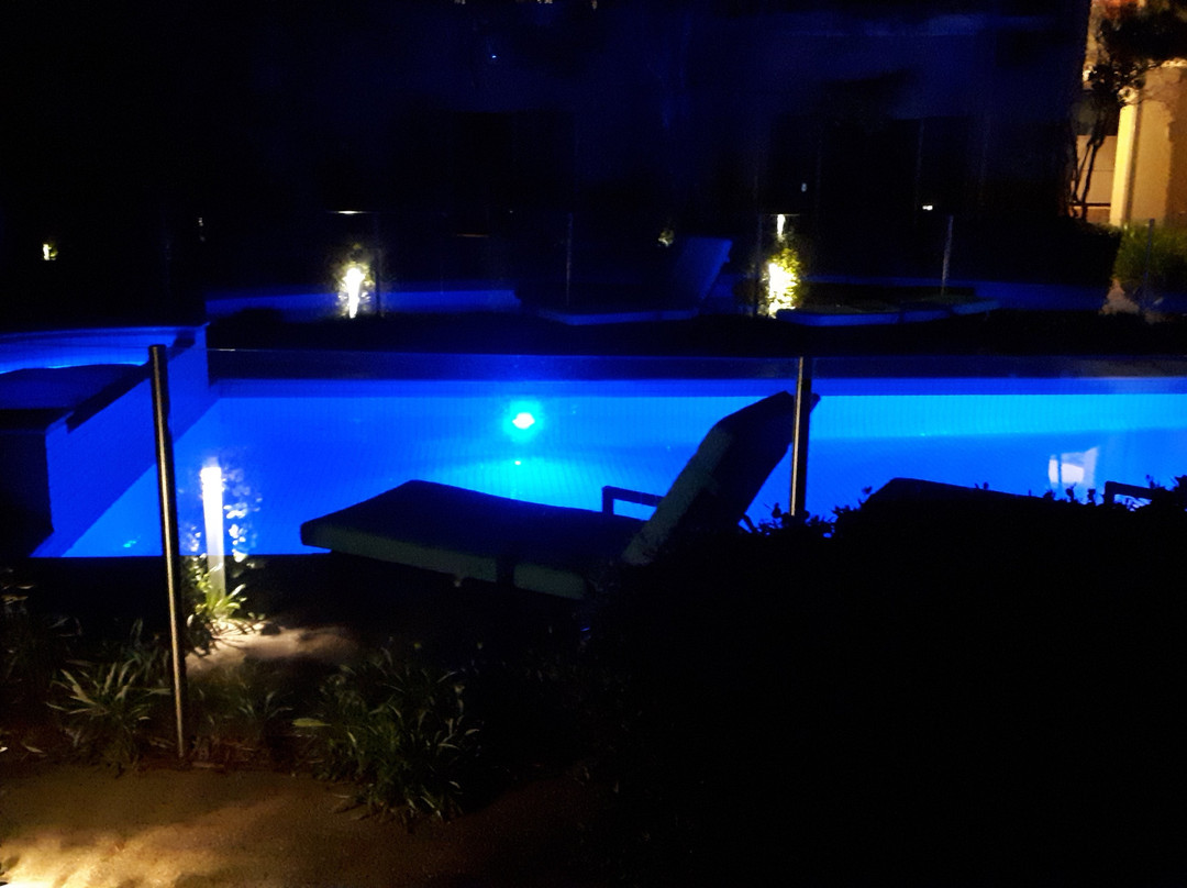 贝斯维斯特一四尼尔森酒店主图