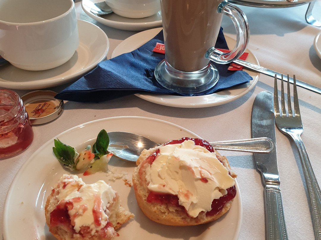 贝斯特韦斯特林荫道酒店主图