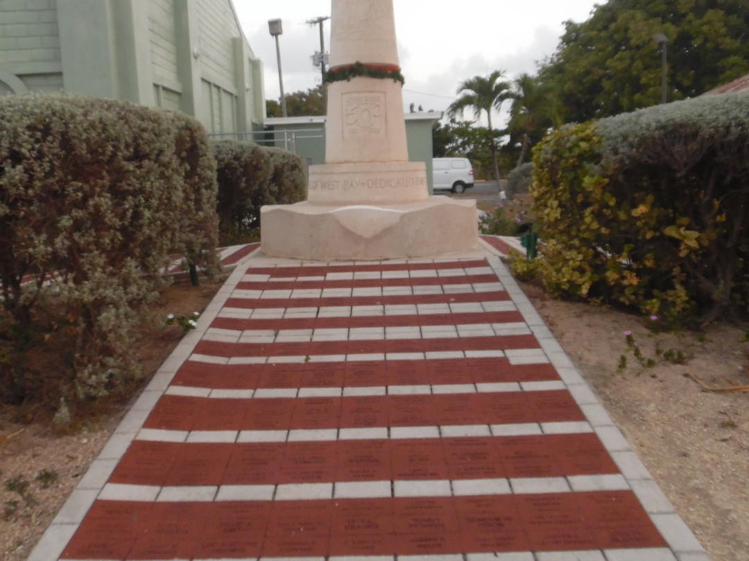 500th Anniversary Monument-西湾必去景点