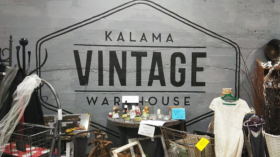 Kalama Vintage Warehouse景点图片