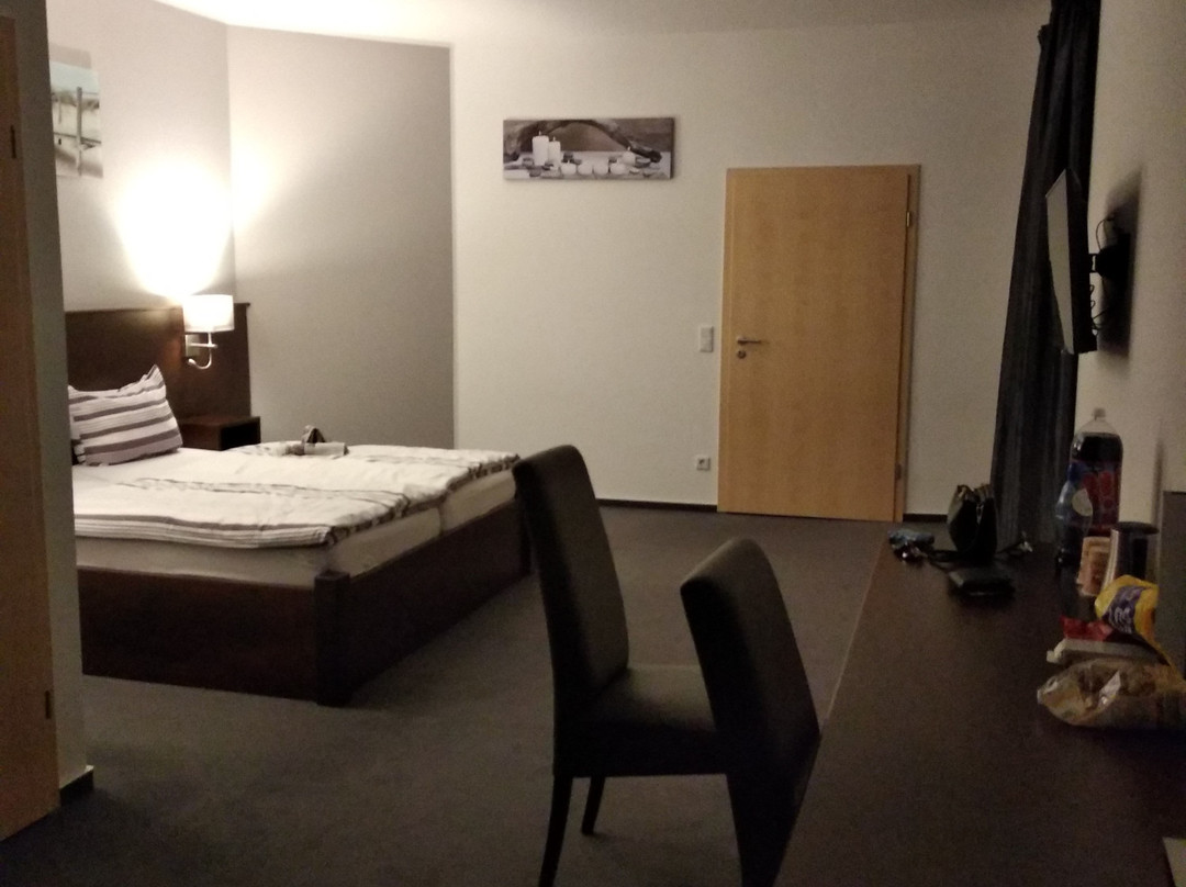 弗里茨酒店餐厅主图