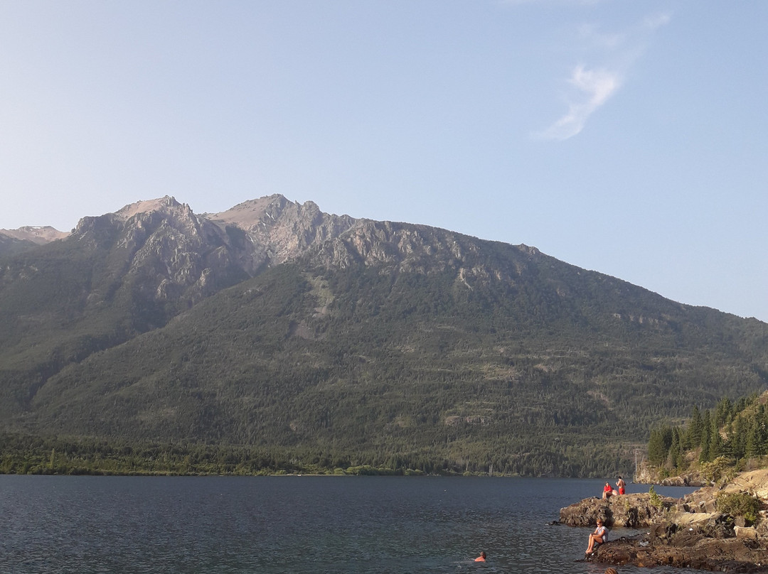 Lake Epuyen景点图片
