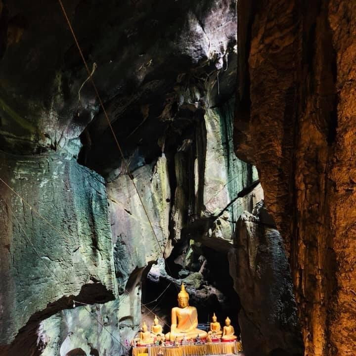 Wat Khao Khun Phanom景点图片