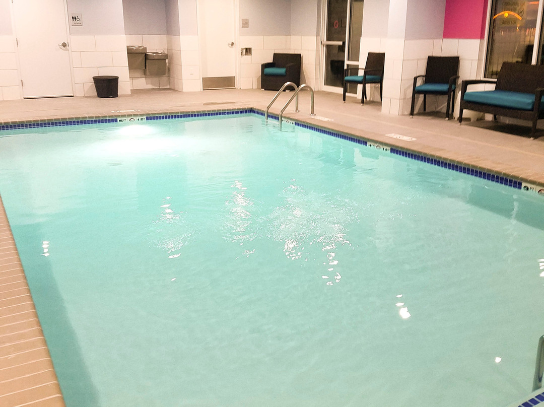 Hampton Inn Emporia主图