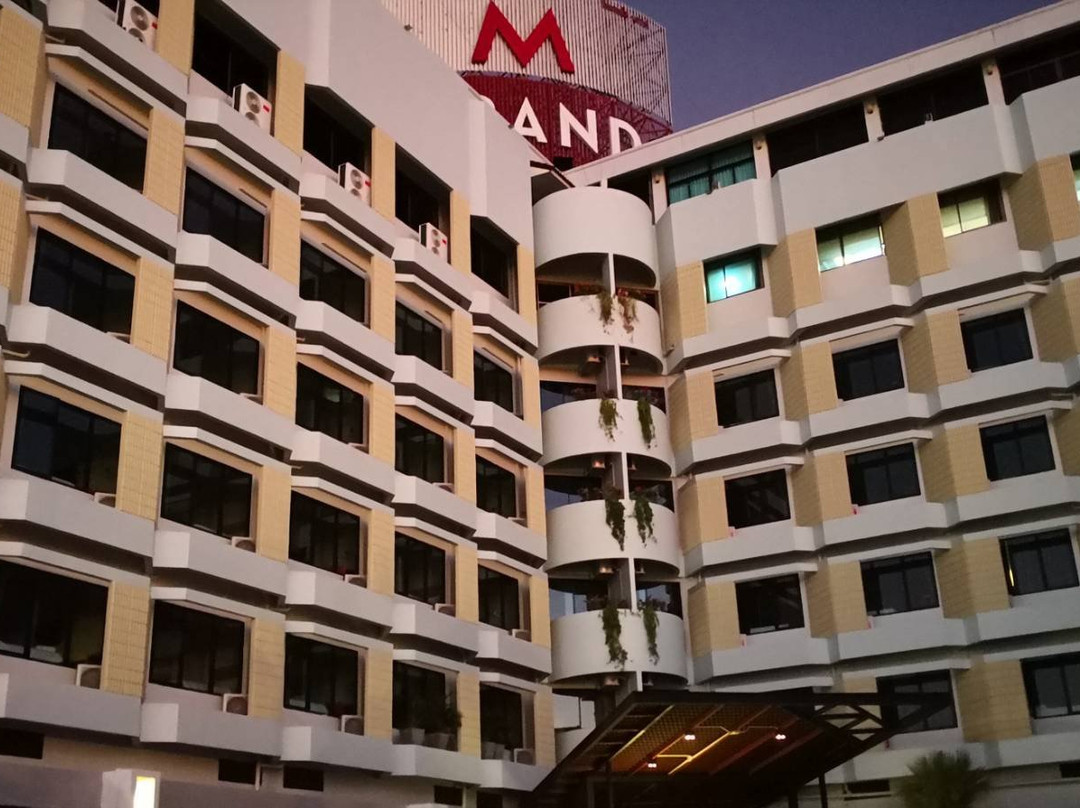 M Grand Hotel主图