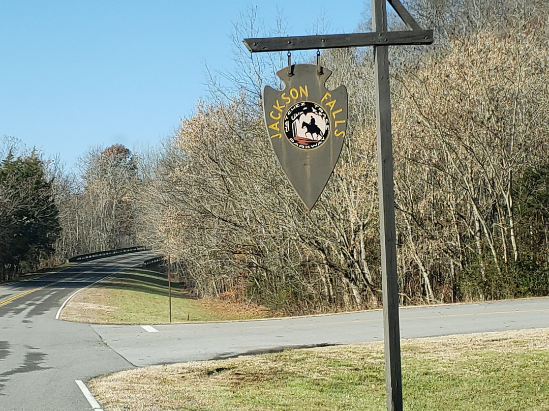 Jackson Falls-Williamsport必去景点