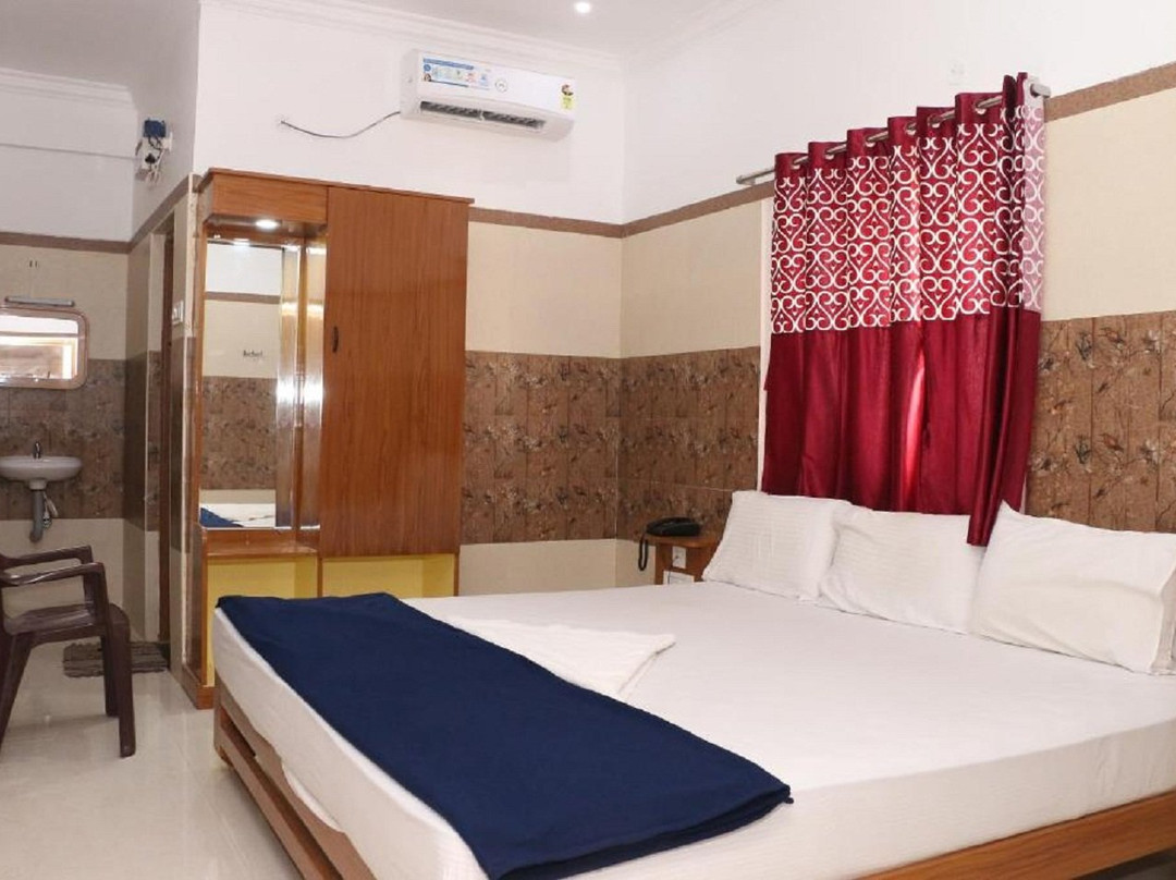 Saravanas Lodge主图