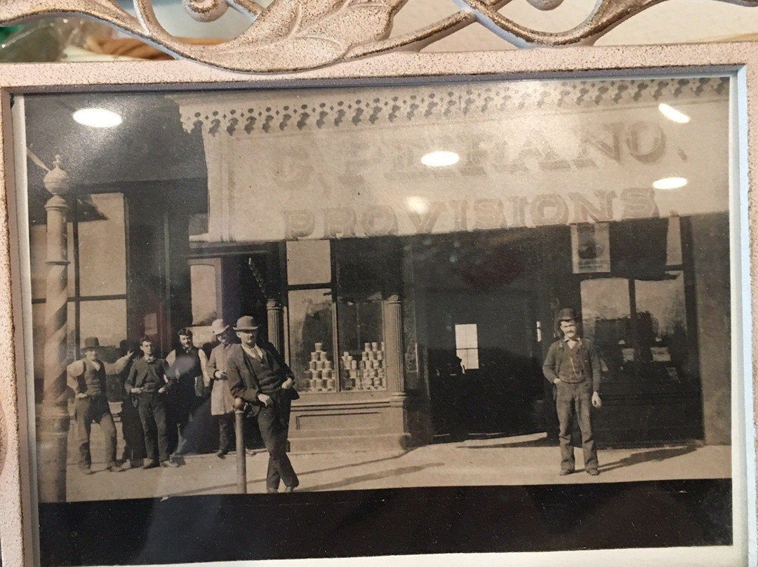 Peirano Estate Vineyards - Tasing Room-Acampo必去景点