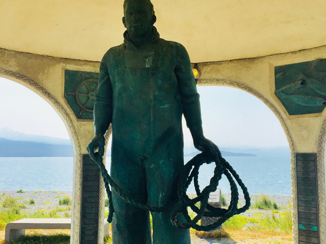 Seafarer's Memorial-荷马必去景点