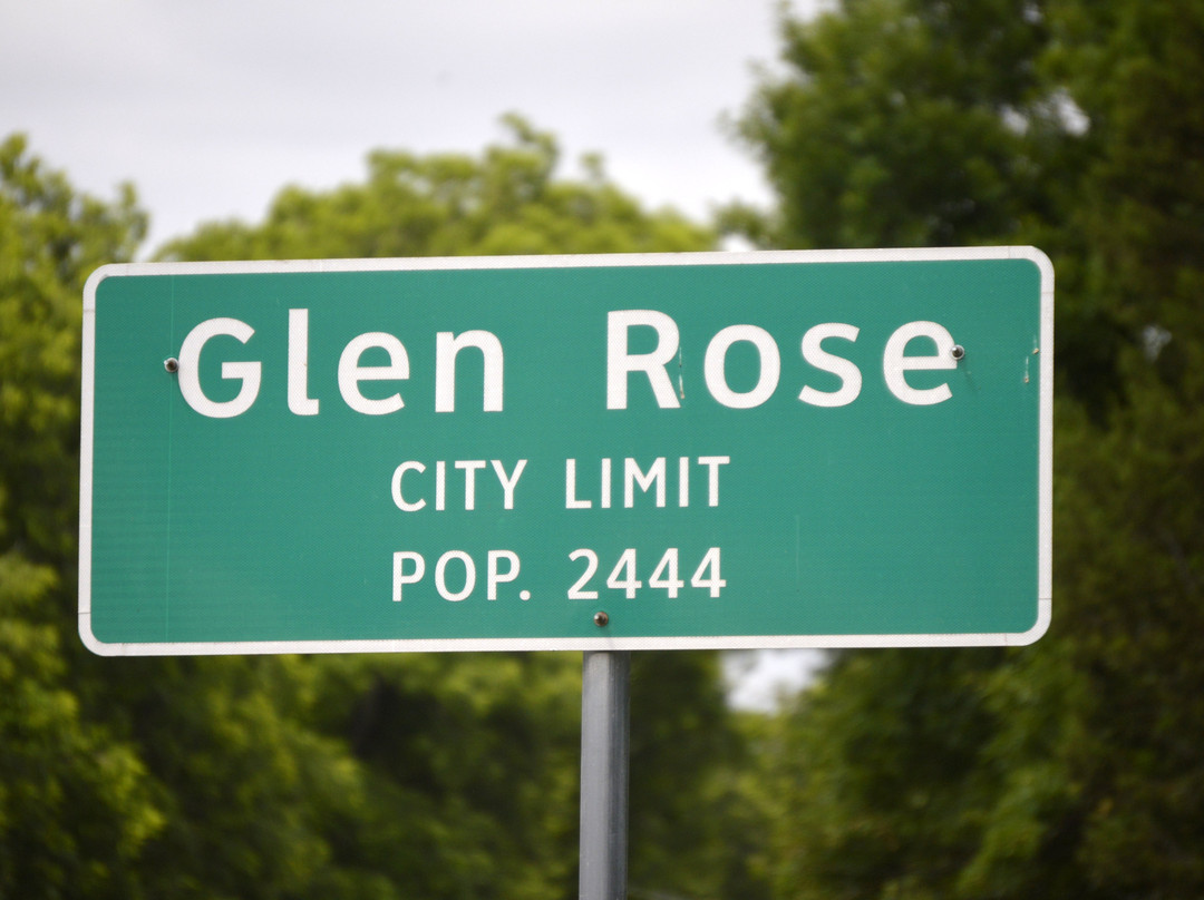 Glen Rose Convention & Visitors Bureau景点图片
