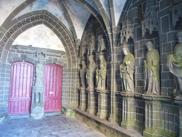 Basilique Notre Dame景点图片