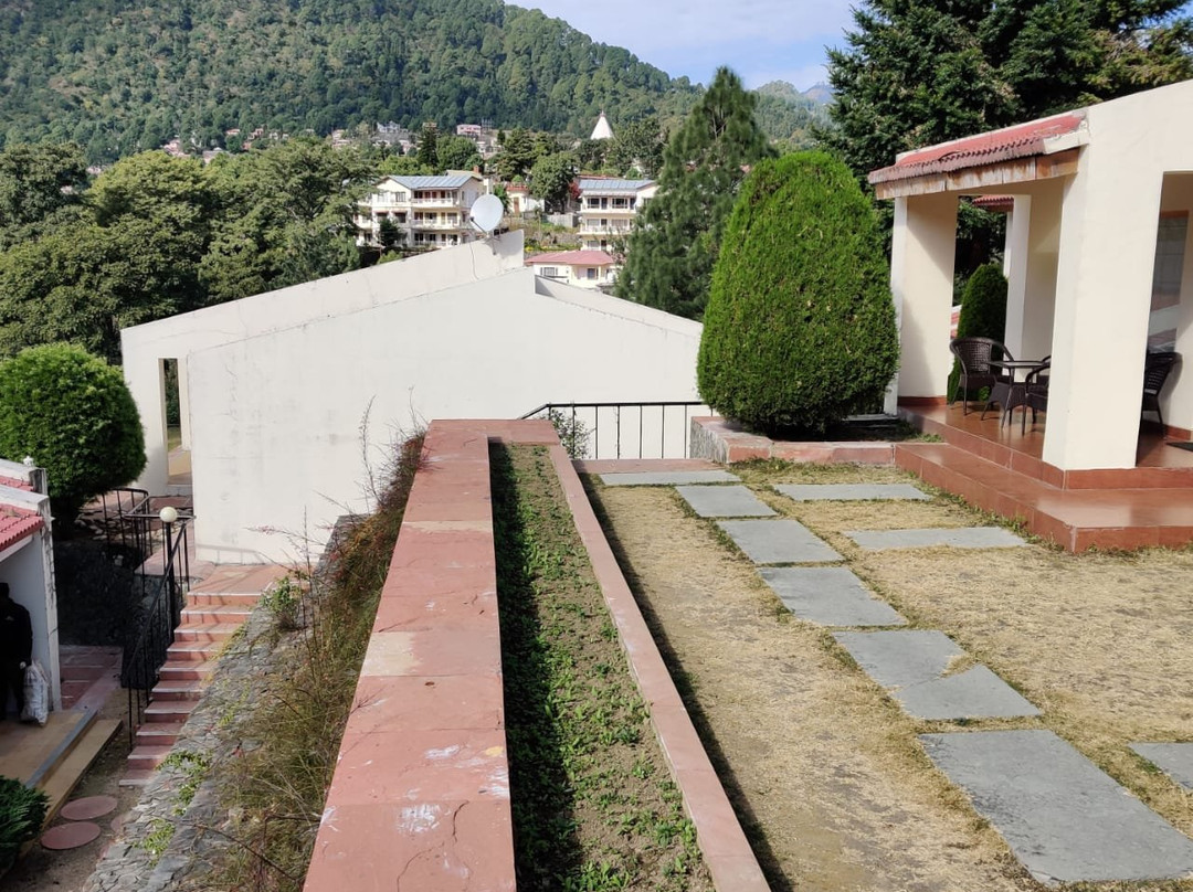 比姆塔尔乡村酒店主图