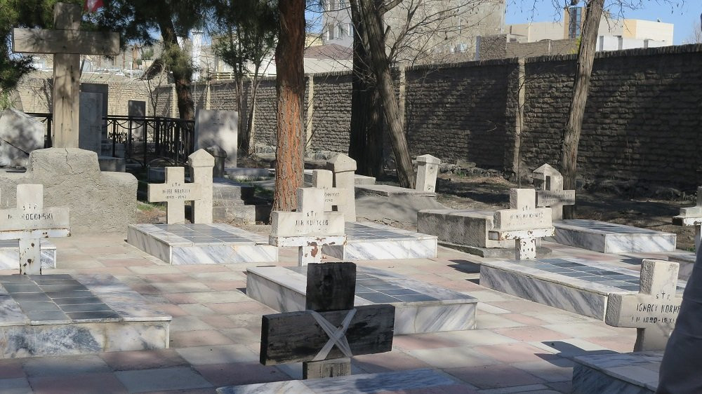 Armenian Cemetery景点图片