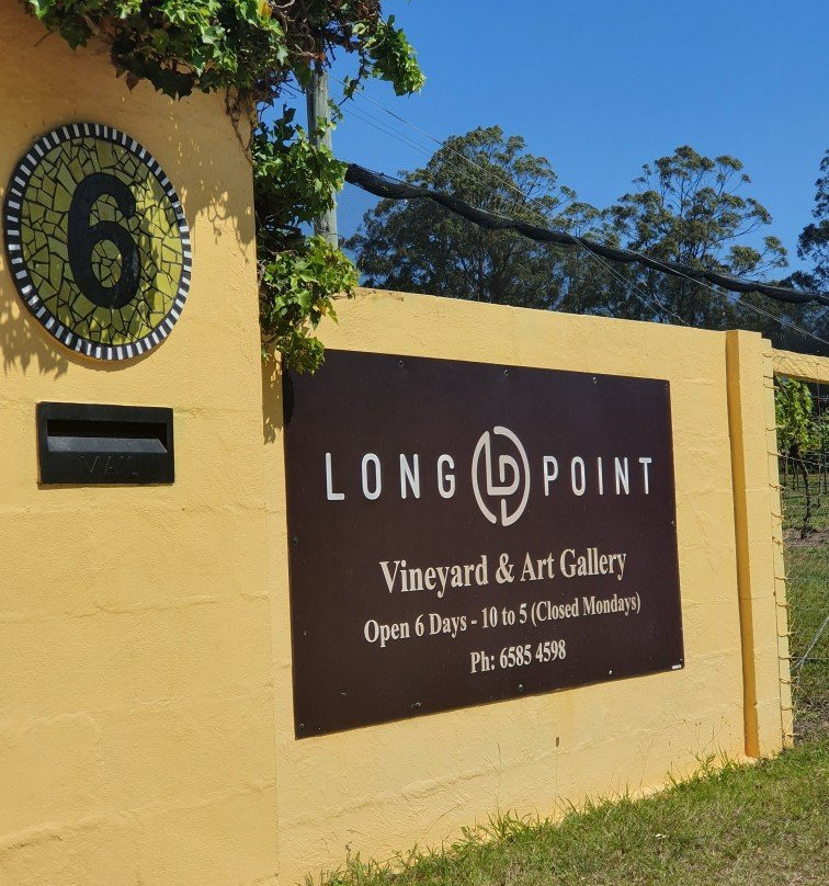 Long Point Vineyard-Lake Cathie必去景点