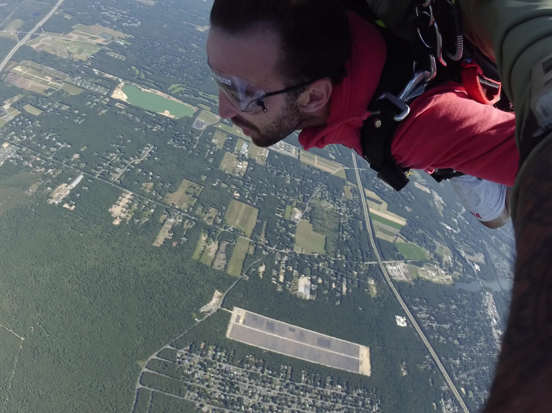 Long Island Skydiving Center景点图片