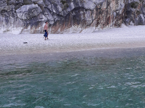 Grammata Beach-Dhermi必去景点