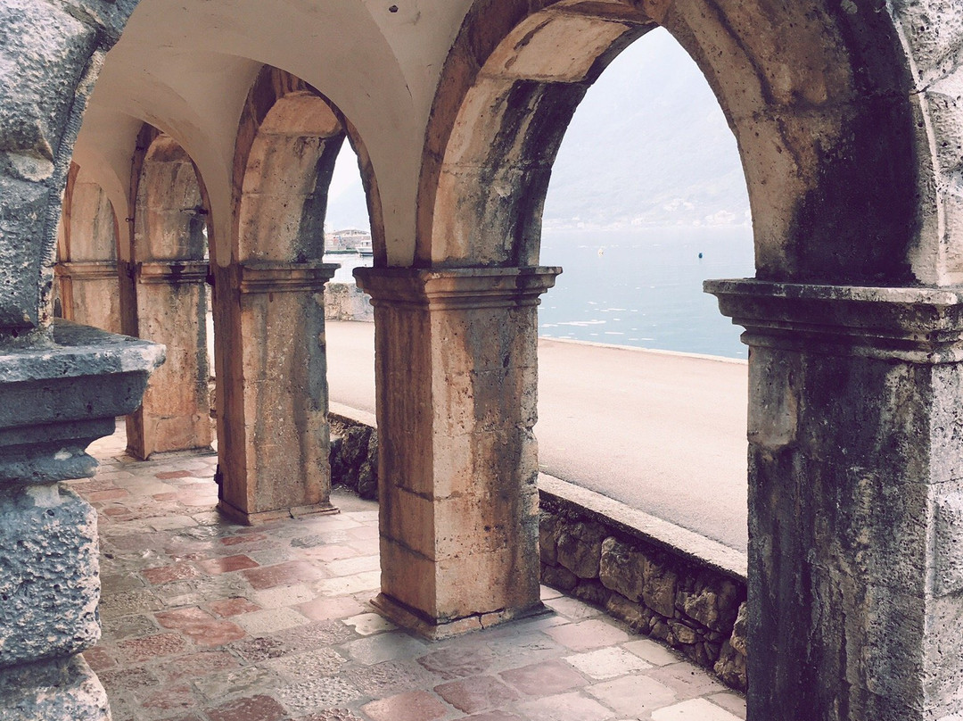 Palace Zmajevic-Perast必去景点