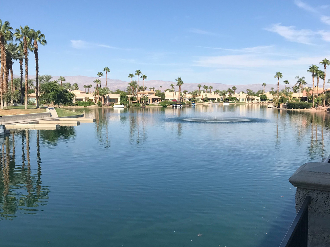The Chateau at Lake La Quinta主图
