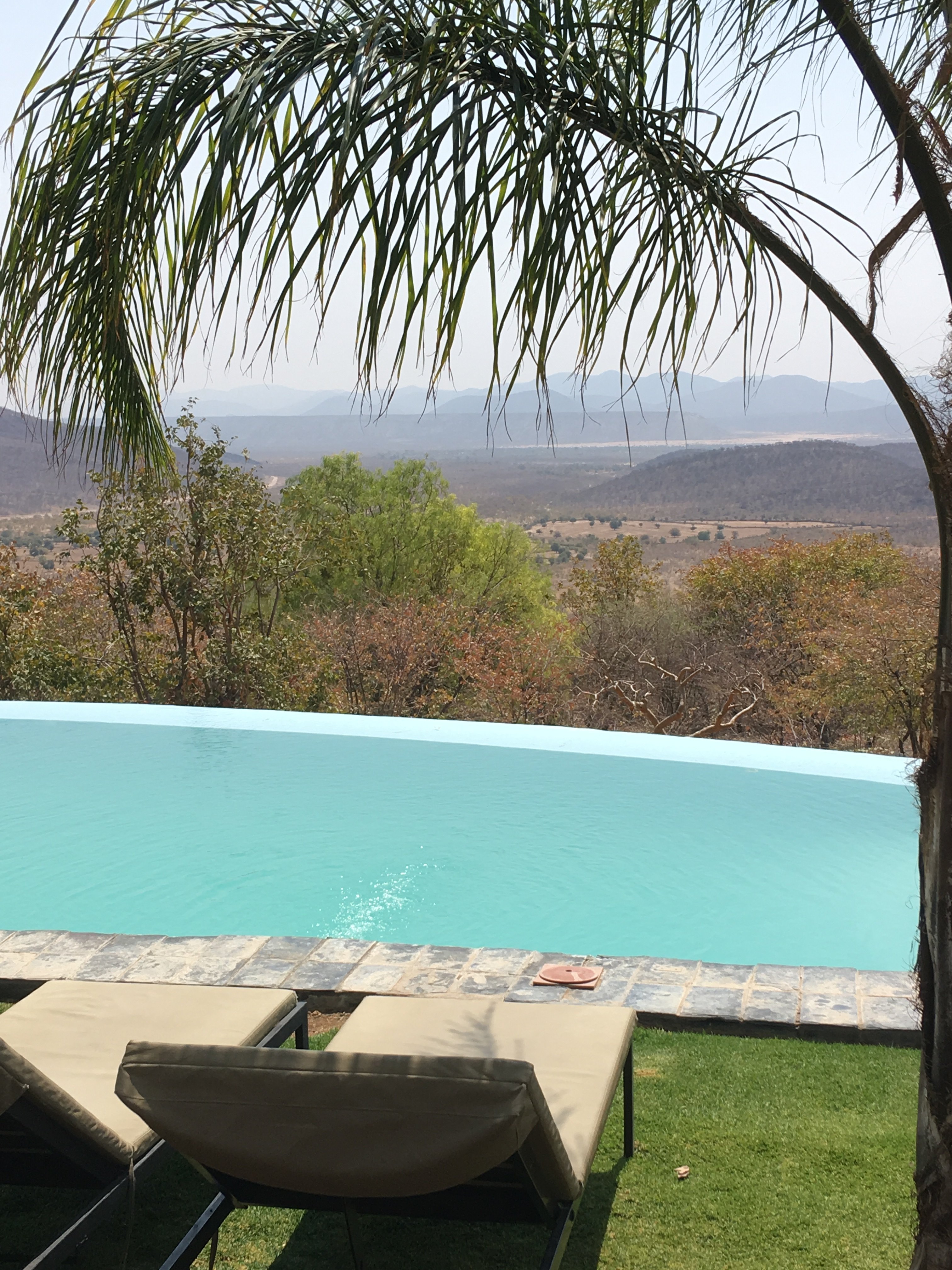 Opuwo Country Lodge-泳池