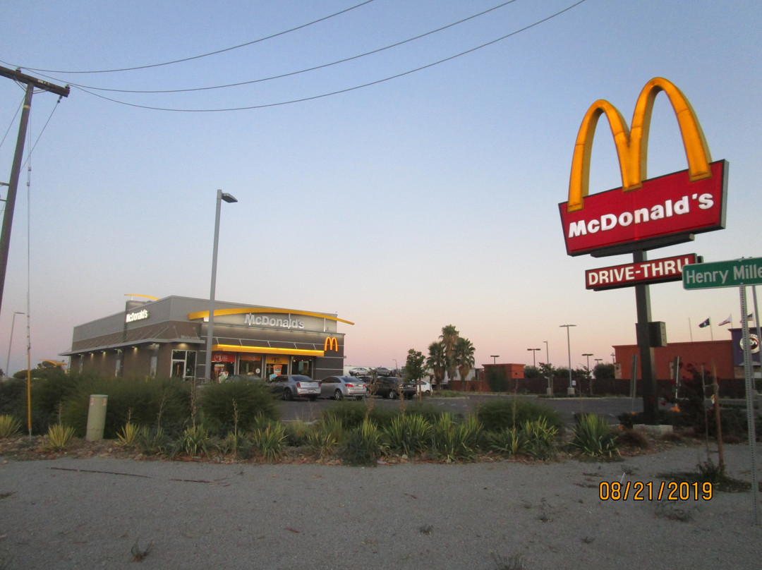 Gustine餐馆和美食-McDonald's