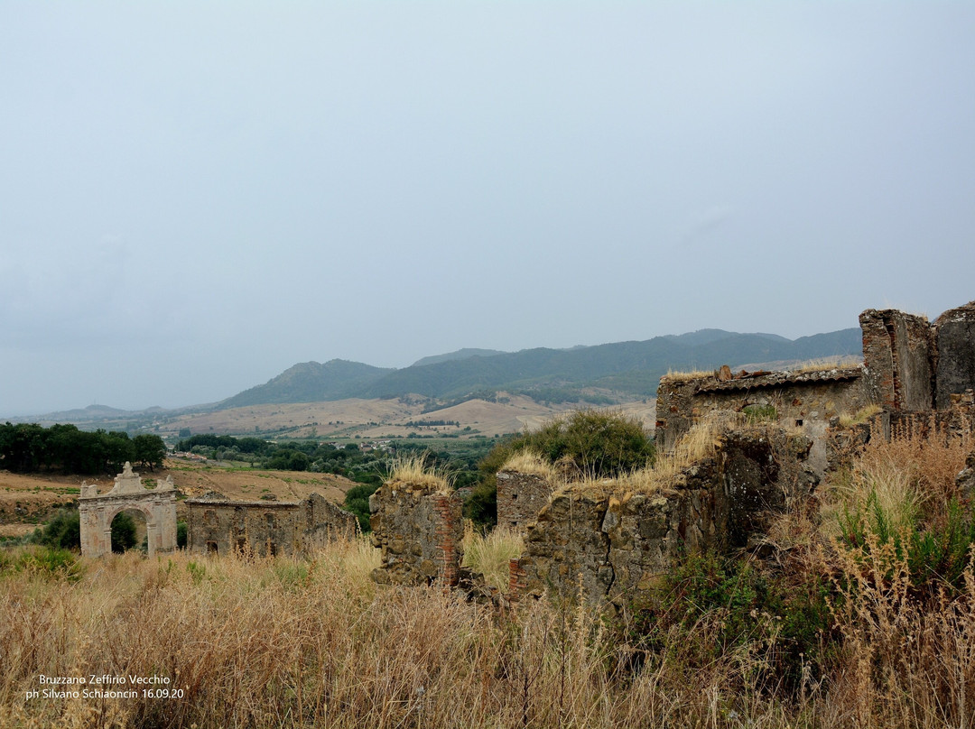 Bruzzano Vecchio景点图片