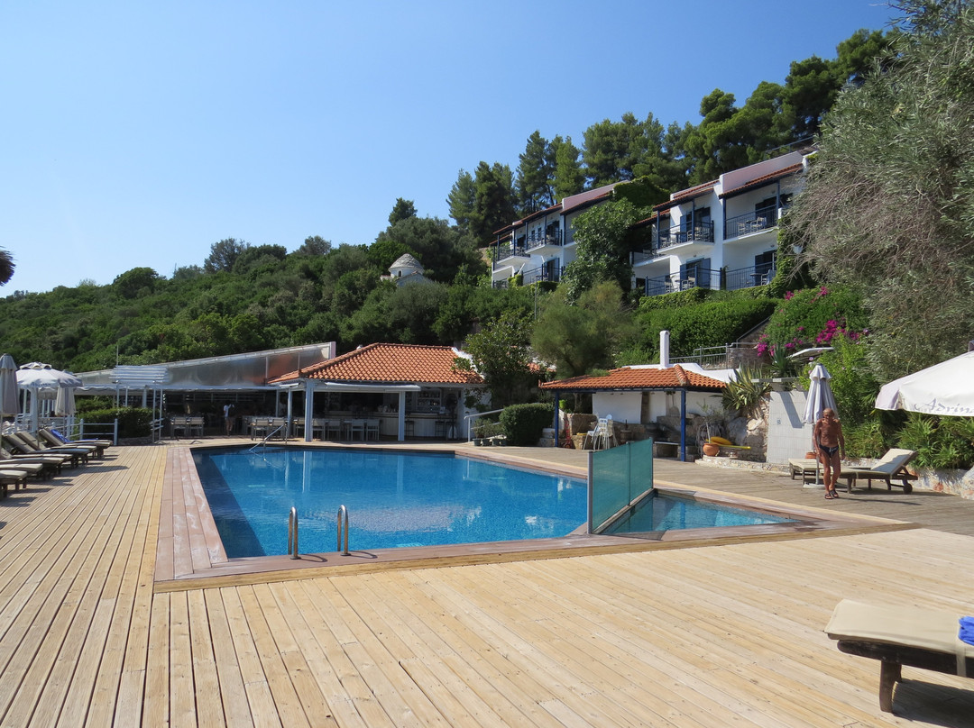 阿德里纳海滩酒店主图